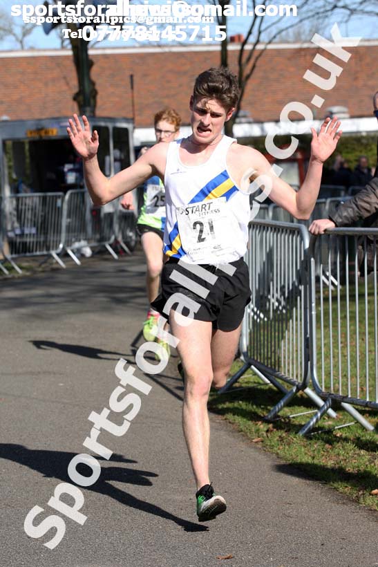 Mens under-17s Northern Athletics 5k Champs., Birkenhead Park. Photo: David T. Hewitson/Sports for All Pics
